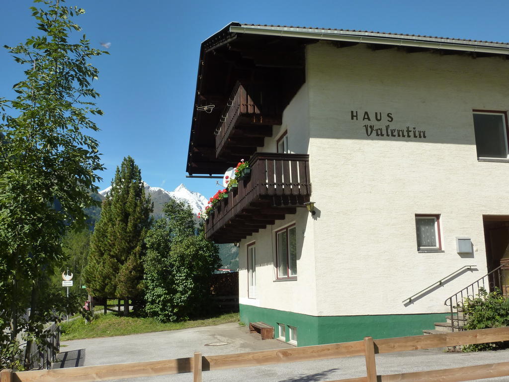Haus Valentin Villa Heiligenblut Exterior foto